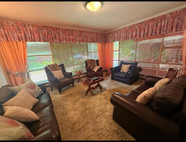 3 BEDROOM HOUSE FOR SALE IN FLORA GARDENS